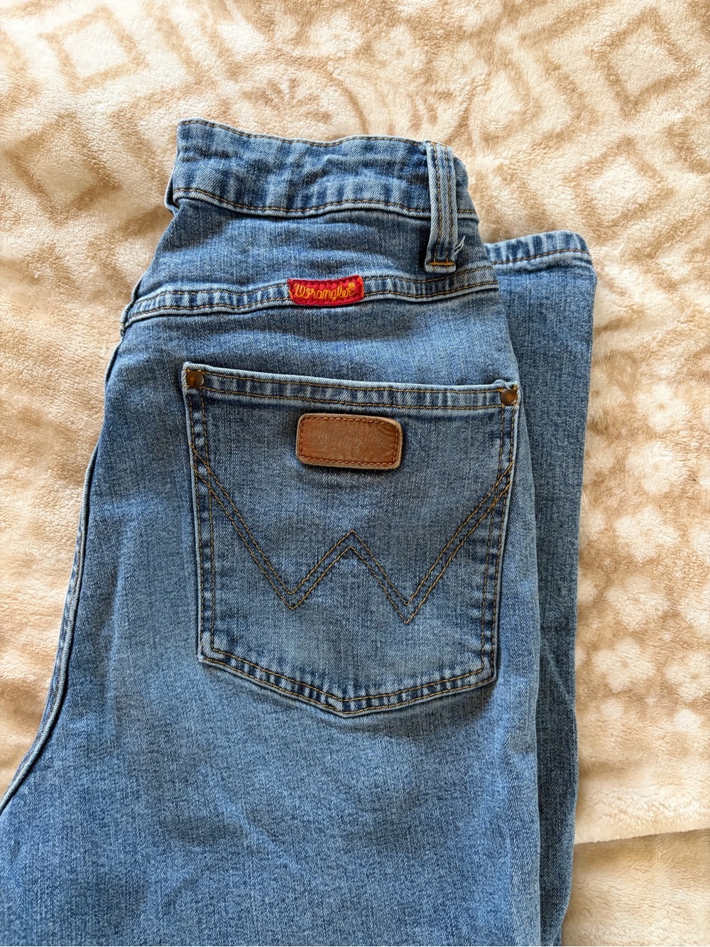 Wrangler Women's Straight Leg Jeans - Medium Blue Denim